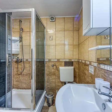 Tommy 게스트하우스 3*